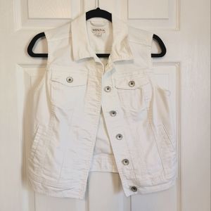 Merona Small White Sleeveless Jean Jacket Vest